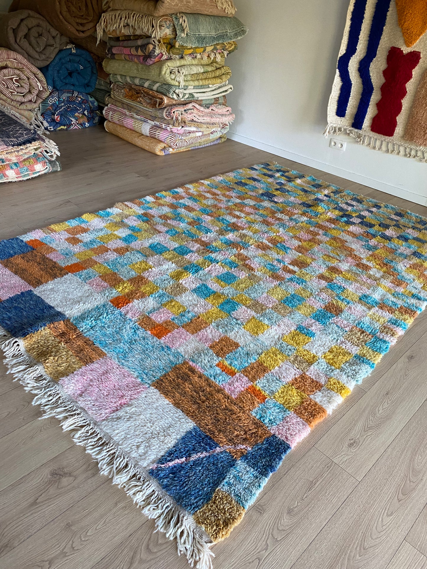 Beni Ouarain Marokkaans kleurrijk tapijt (1023) 297x206cm - Checkmate