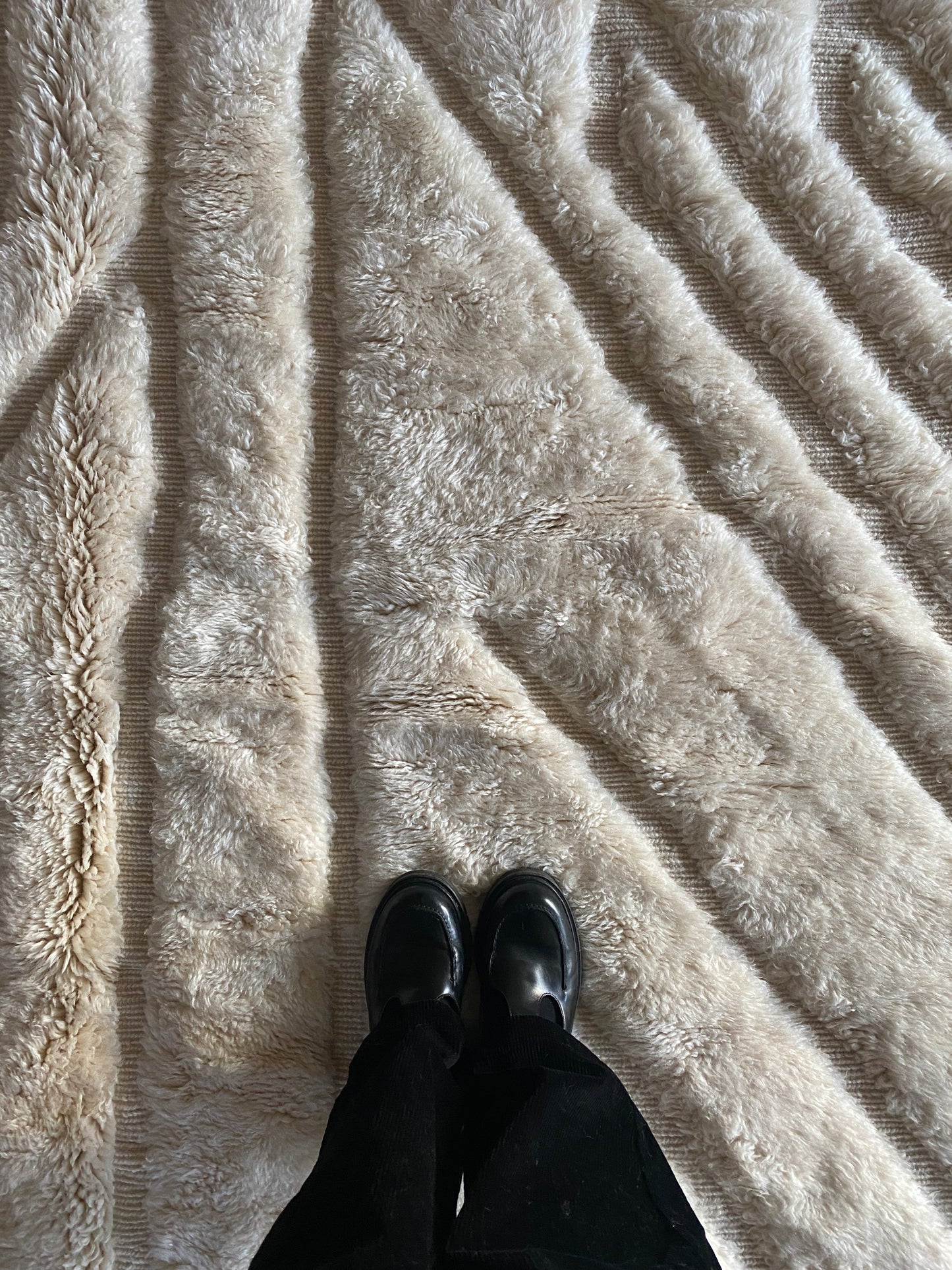 Mrirt Moroccan Rug (1068) 293x201cm - Lightning