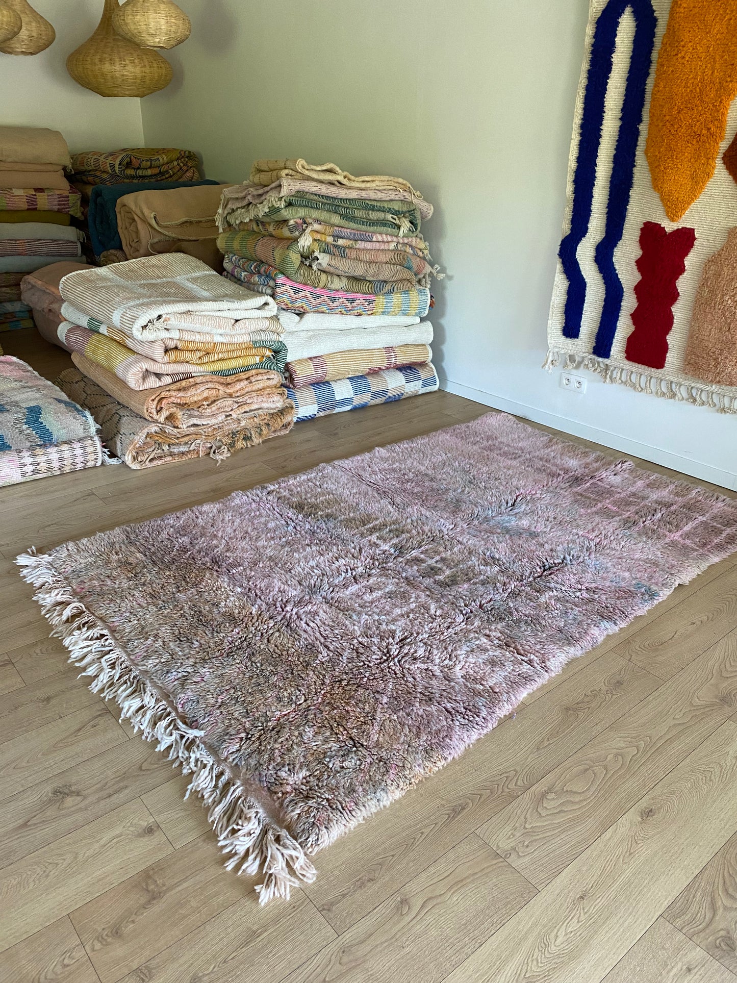 Tapis Beni Ouarain coloré (1096) 244x164cm - Lilac