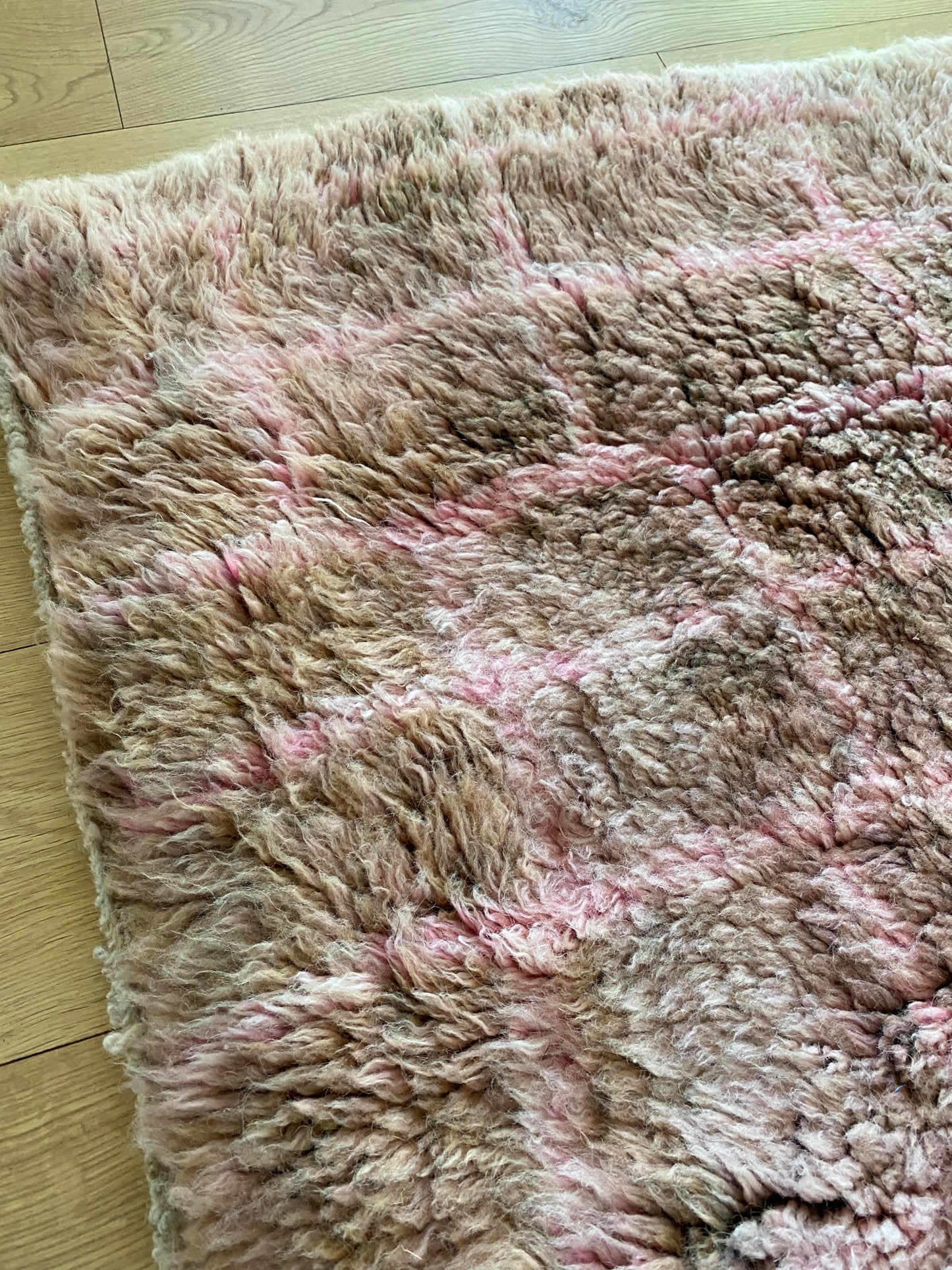 Tapis Beni Ouarain coloré (1096) 244x164cm - Lilac