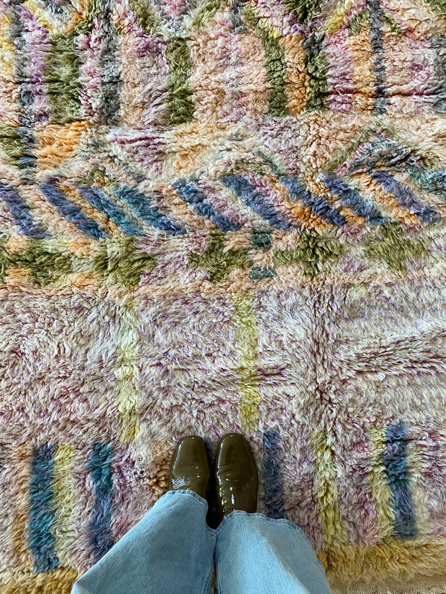 Beni Ouarain Moroccan Colorful Rug (1102) 253x158cm - Pastel Pink