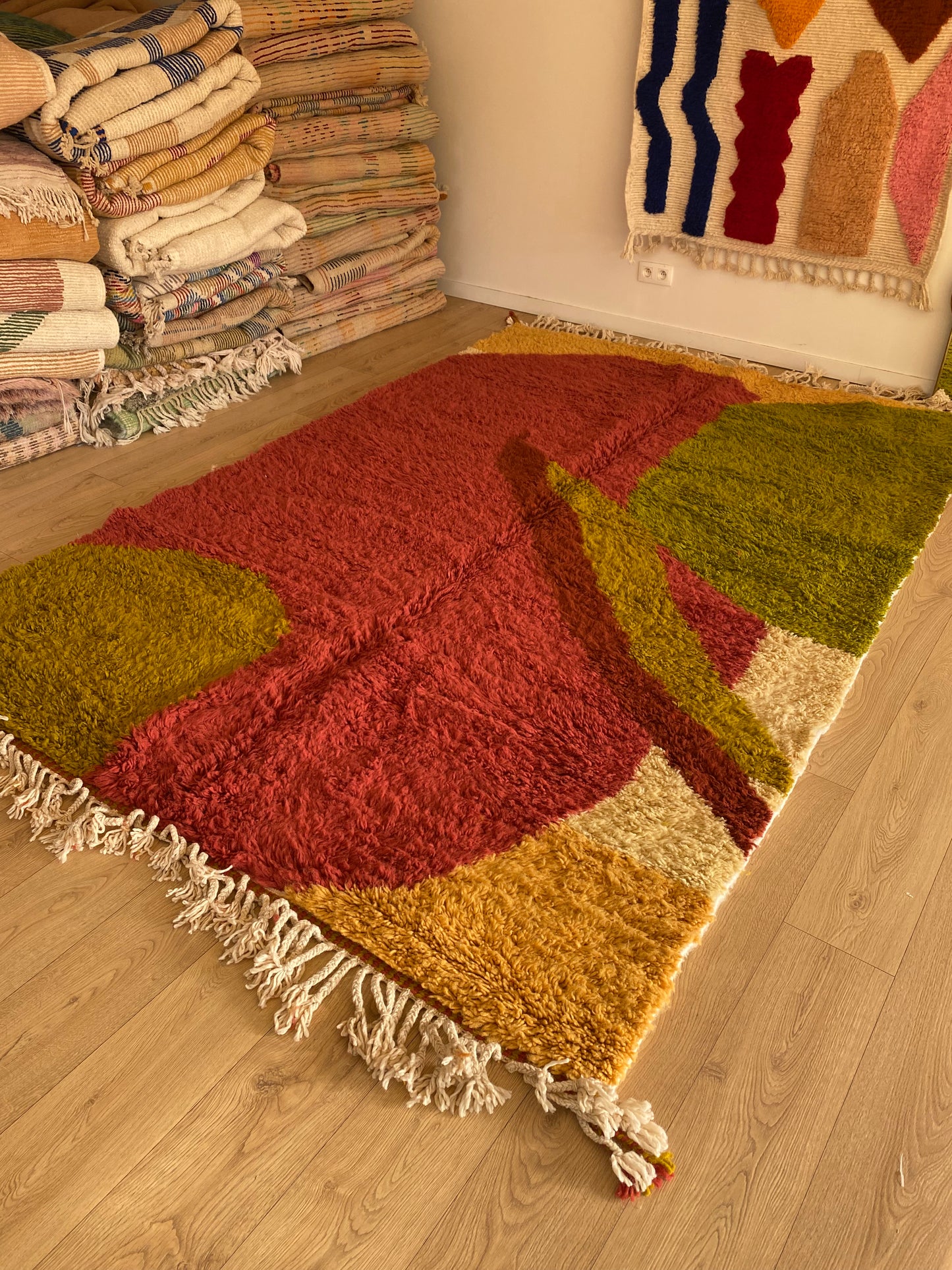 Tree of Colors Design Berber Rug (1136) 300x200cm - Raspberry