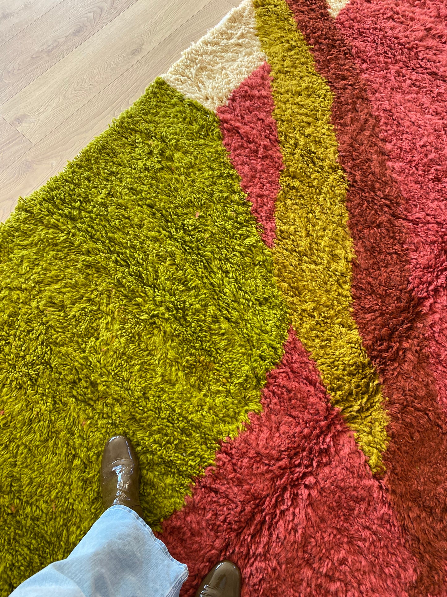 Tree of Colors Design Berber Rug (1136) 300x200cm - Raspberry