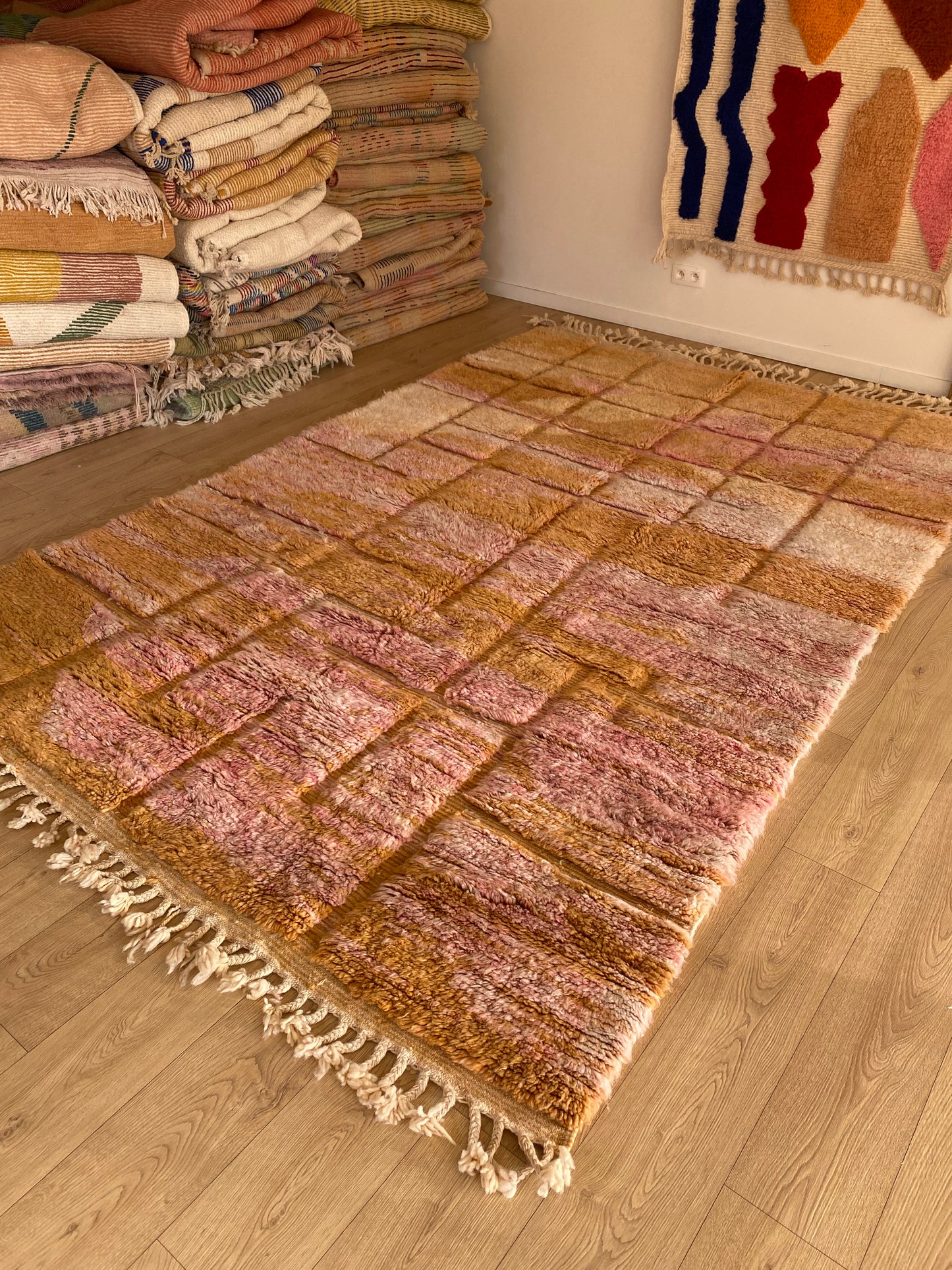 Tapis Beni Ouarain coloré (1142) 318x204cm - Camel
