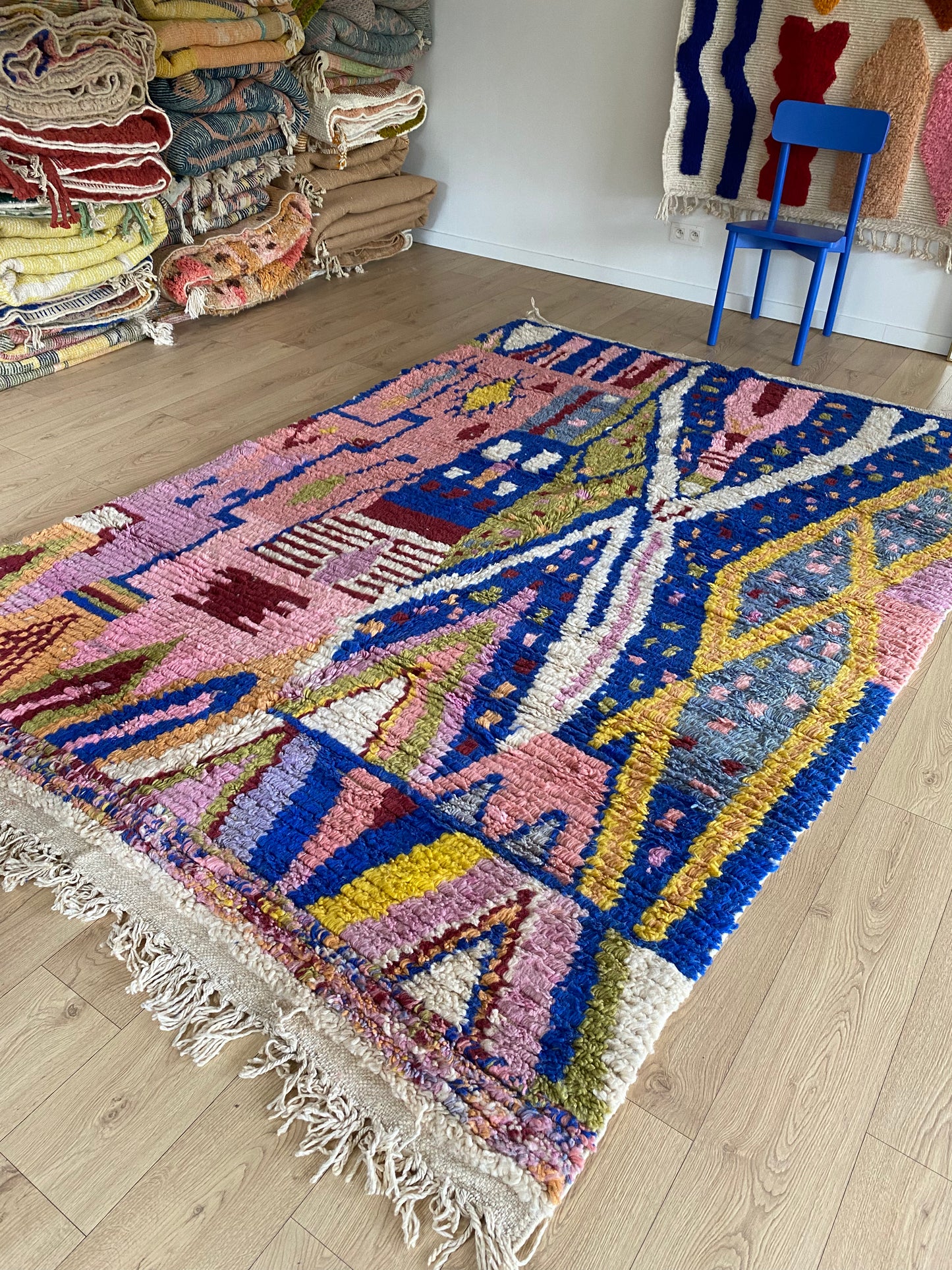 Boujaad Moroccan Colorful Rug (1172) 292x198 - Stella
