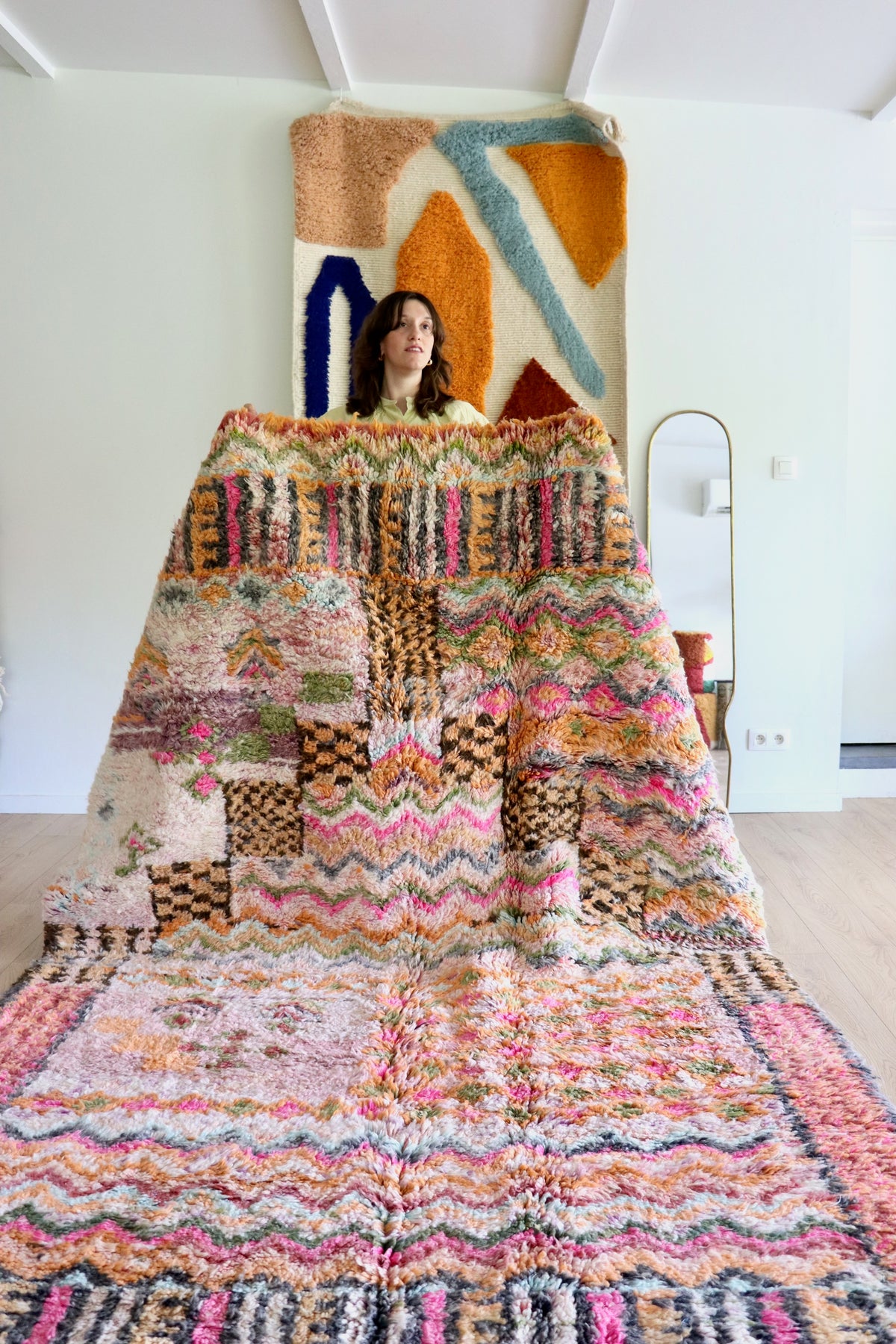 Tapis Beni Ouarain coloré (1289) 307x190cm - Flower Fields Pink