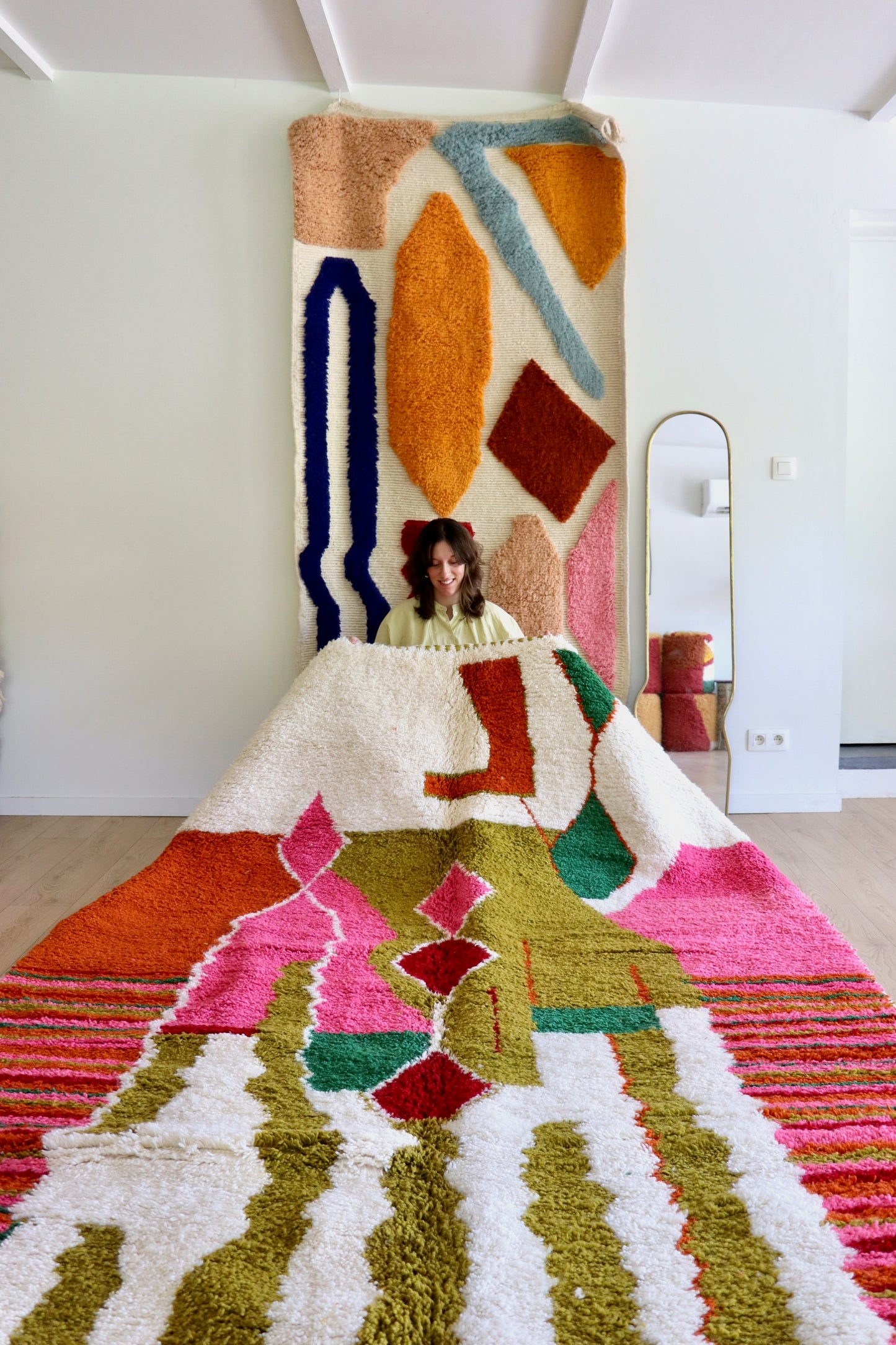 Tree of Colors Design Berbertapijt (1223) 287x210cm - Olive