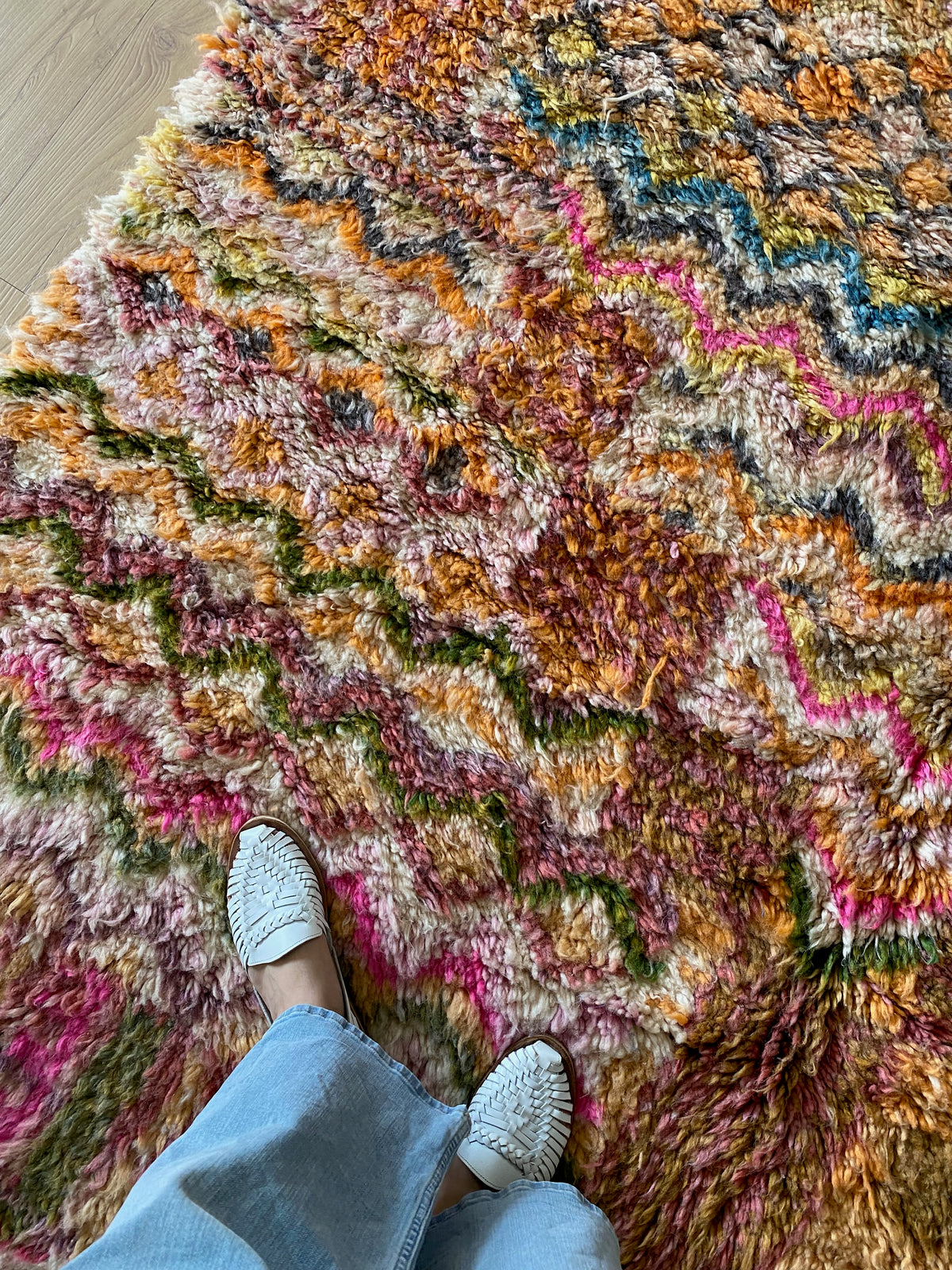 Tapis Beni Ouarain coloré (1290) 292x203cm - Flower Fields Orange