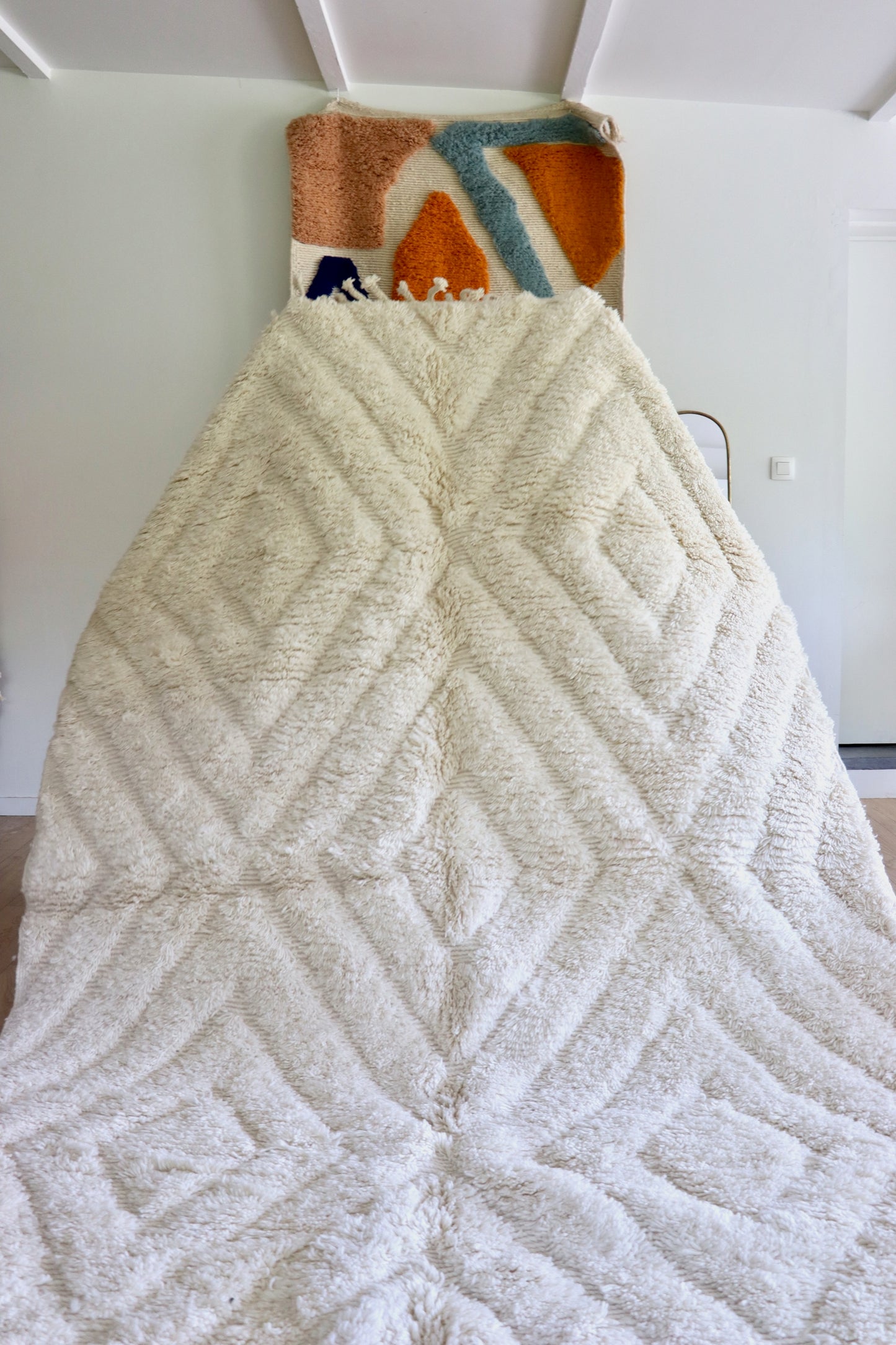 Beni Ouarain Moroccan Rug (1225) 302x199cm - Milk