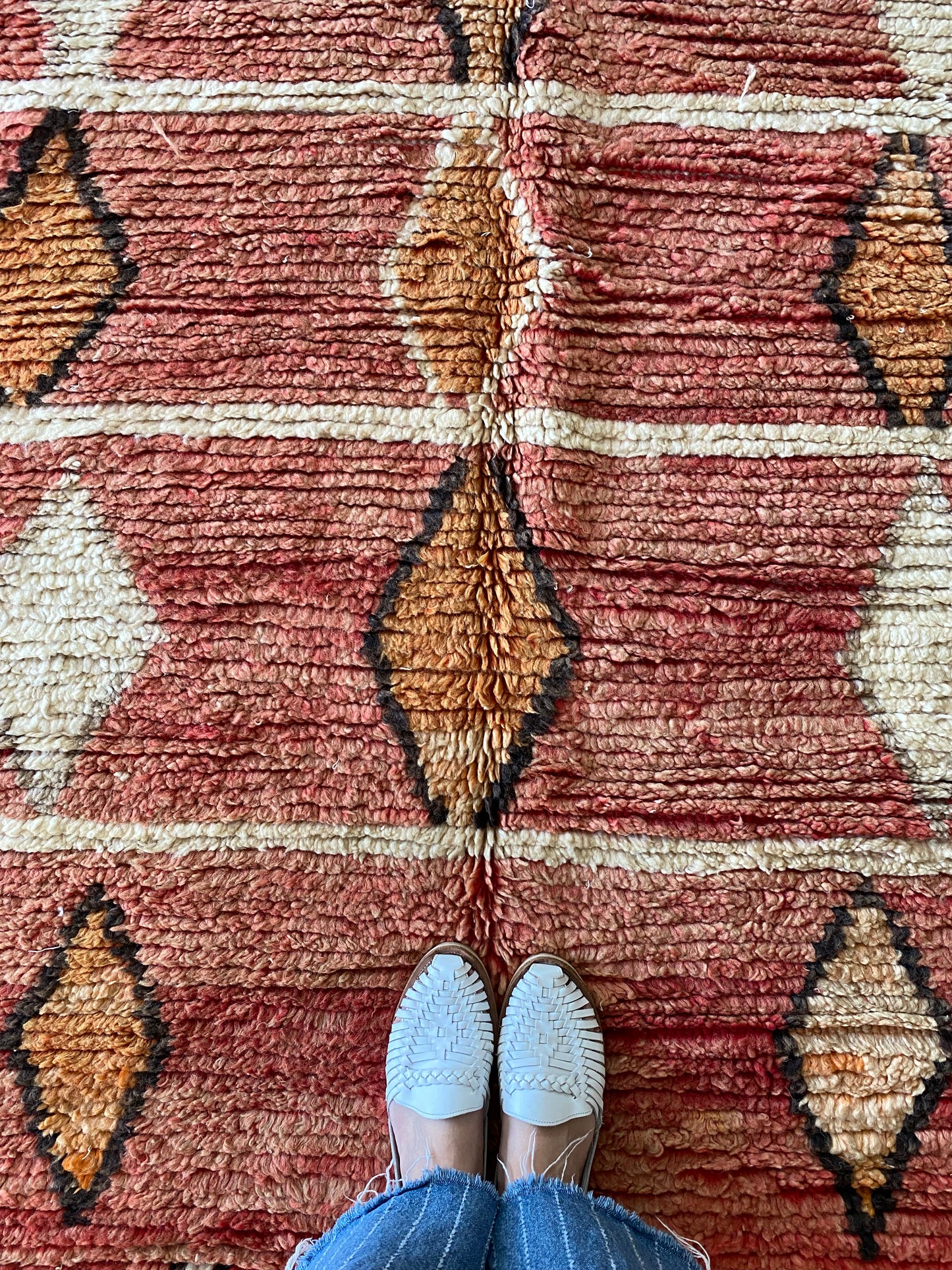 Tapis Boujaad coloré (1266) 249x149 - Terra