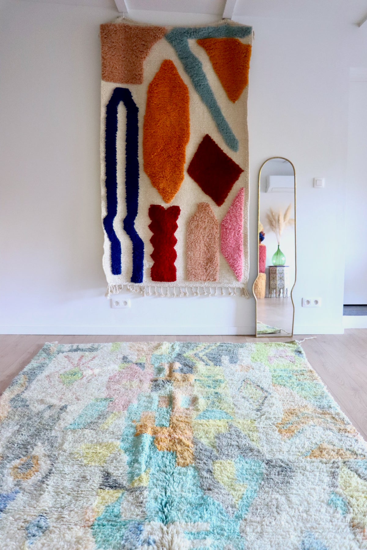 Tapis Boujaad coloré (1277) 306x190 - Basil Smash