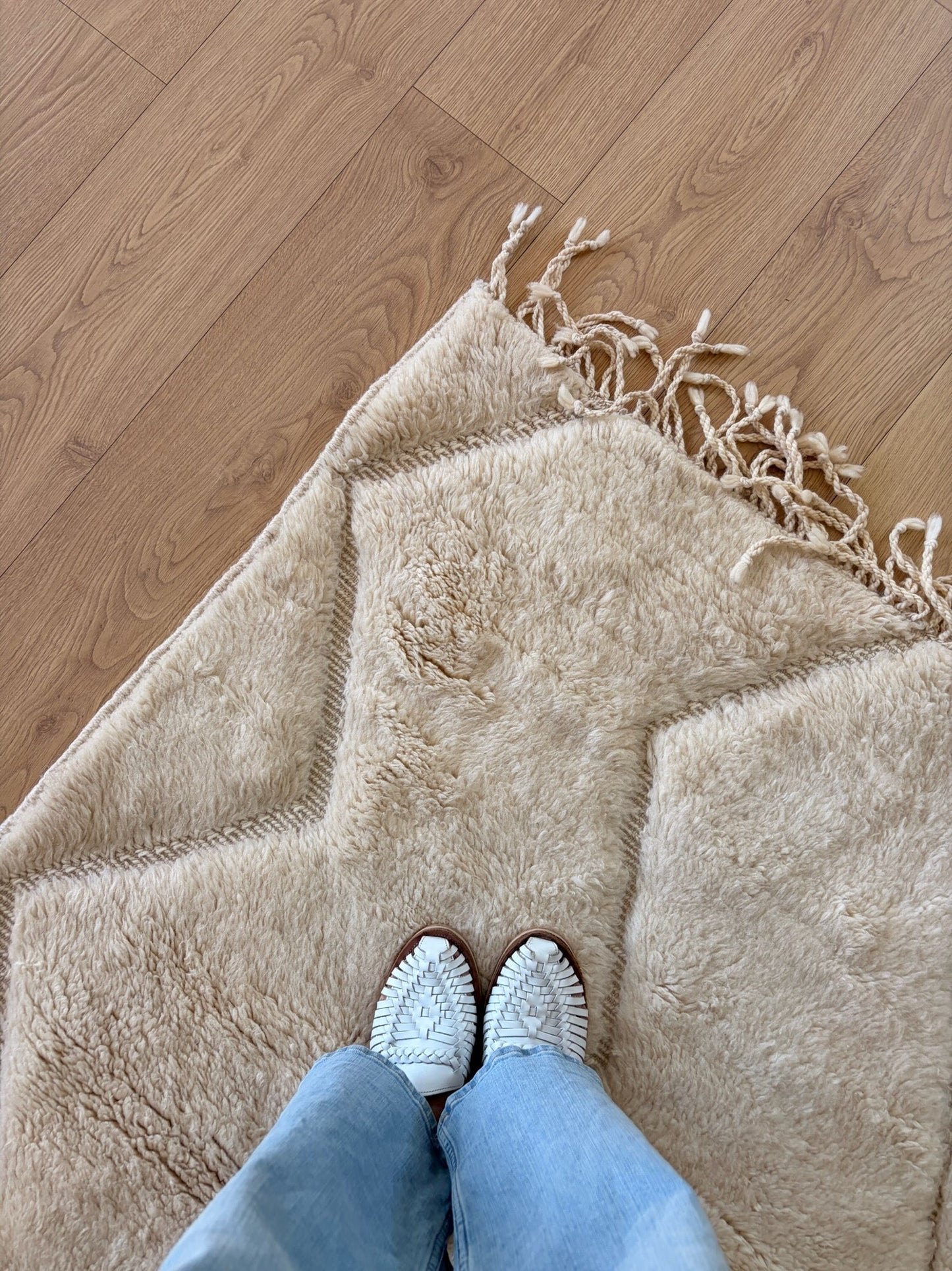 Mrirt Moroccan Rug (1233) 308x207cm - White Sand