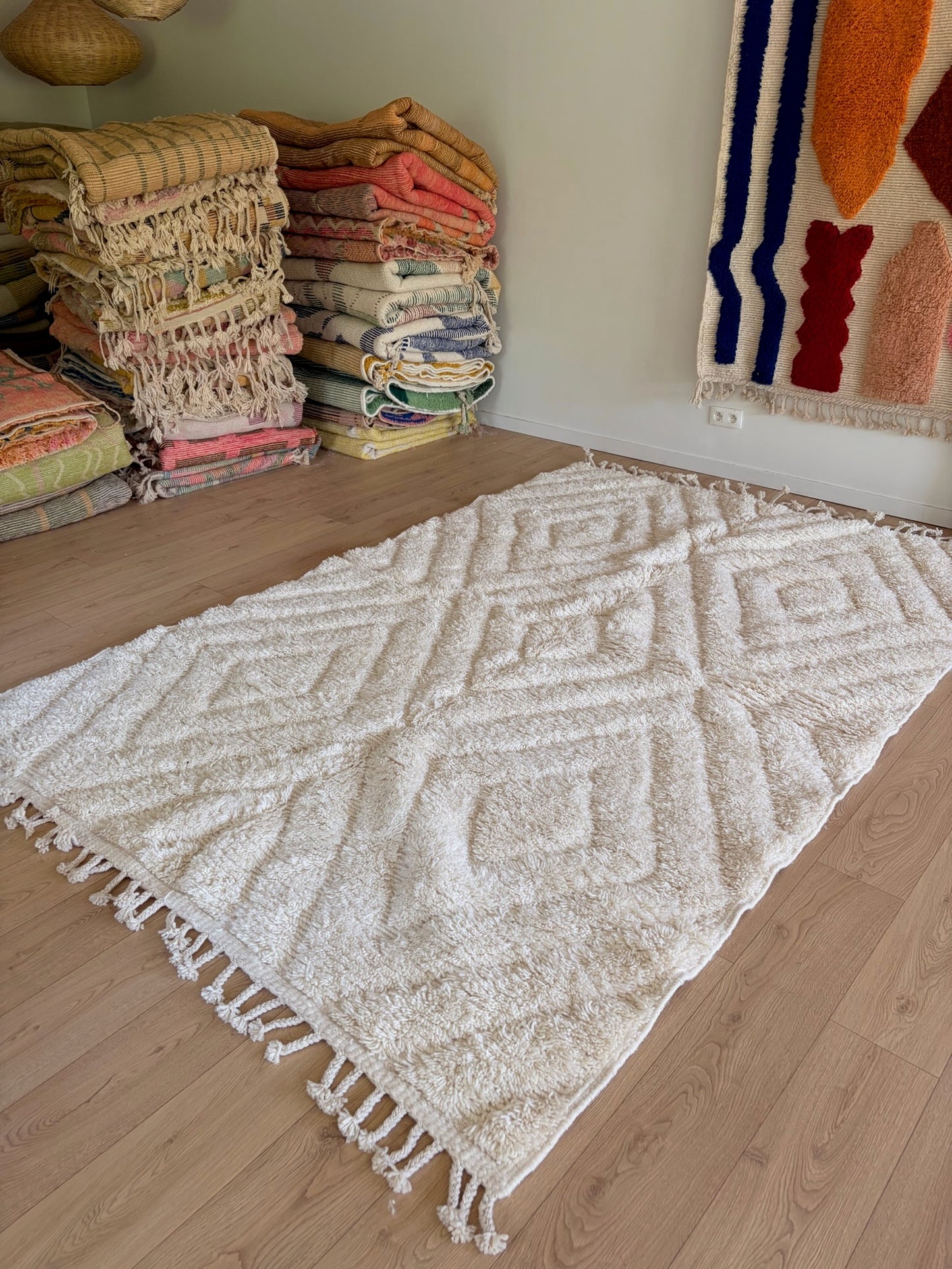 Beni Ouarain Moroccan Rug (1225) 302x199cm - Milk