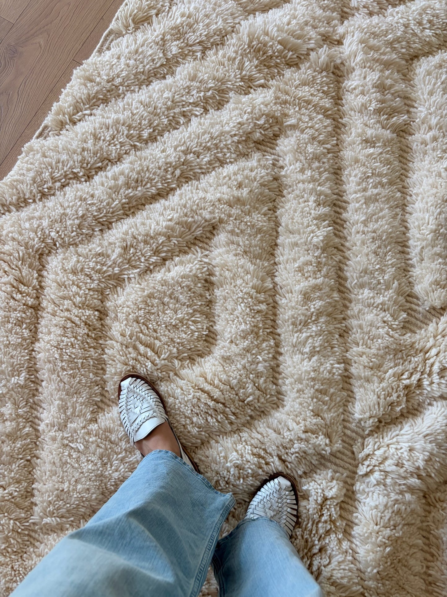 Beni Ouarain Moroccan Rug (1225) 302x199cm - Milk