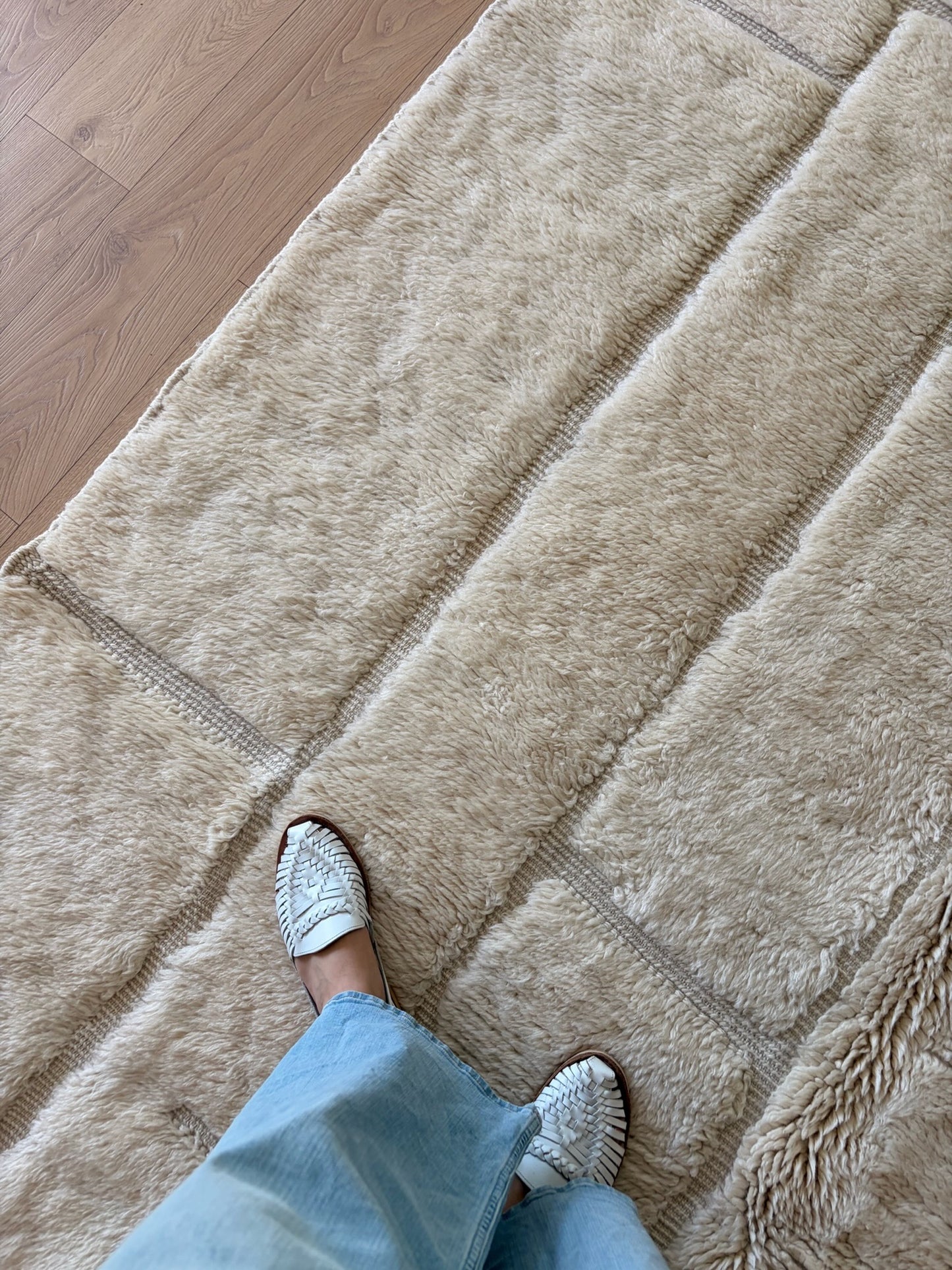 Mrirt Moroccan Rug (1232) 306x199cm - Light