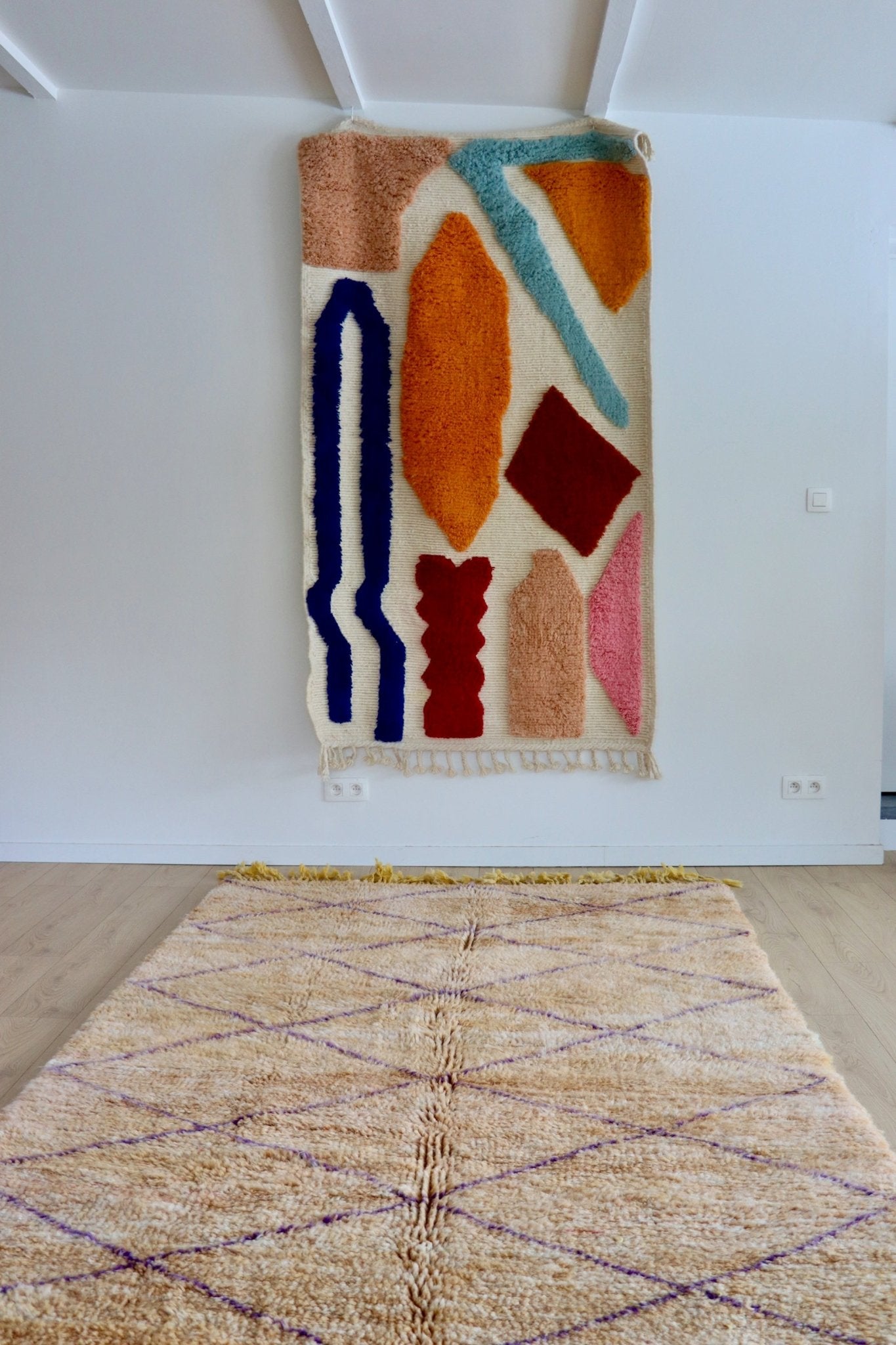 Beni Ouarain Moroccan Colorful Rug (1045) 255x170cm - Oatmeal - Tree of Colors