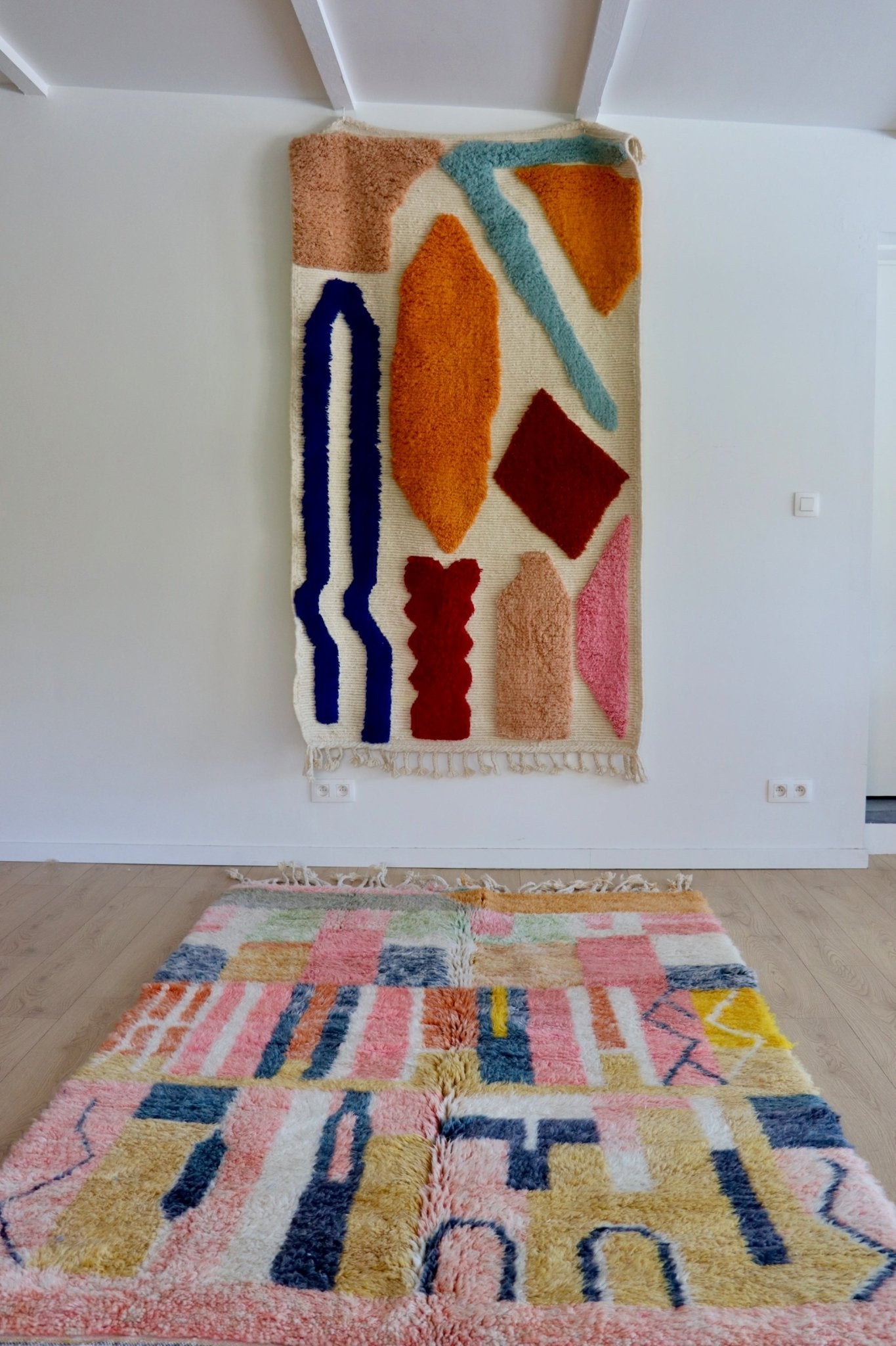 Beni Ouarain Moroccan Colorful Rug (1048) 248x155cm - Ewilan - Tree of Colors