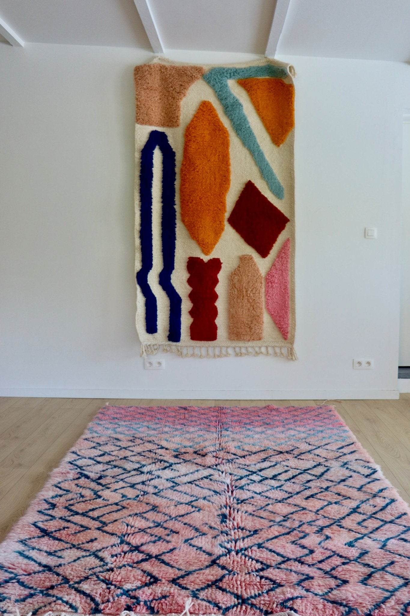 Beni Ouarain Moroccan Colorful Rug (1049) 248x173cm - Sofia - Tree of Colors