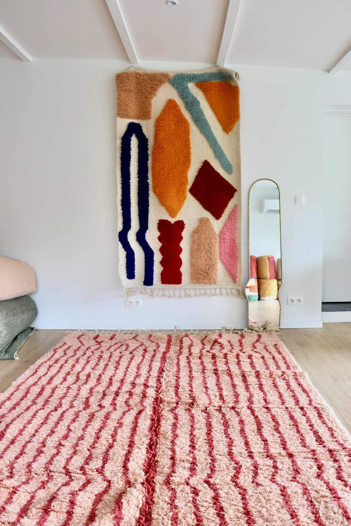 Beni Ouarain Moroccan Colorful Rug (1085) 300x202cm - Roses - Tree of Colors