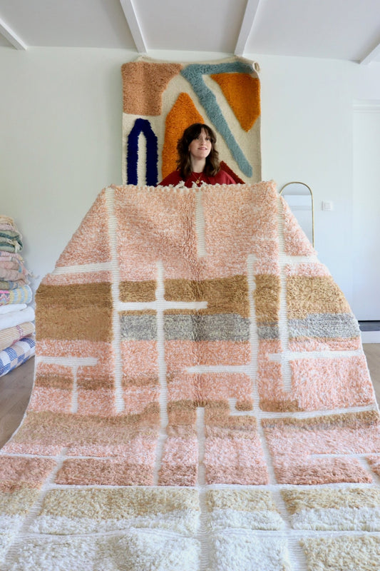 Beni Ouarain Moroccan Colorful Rug (1130) 292x202cm - Powder Pink - Tree of Colors