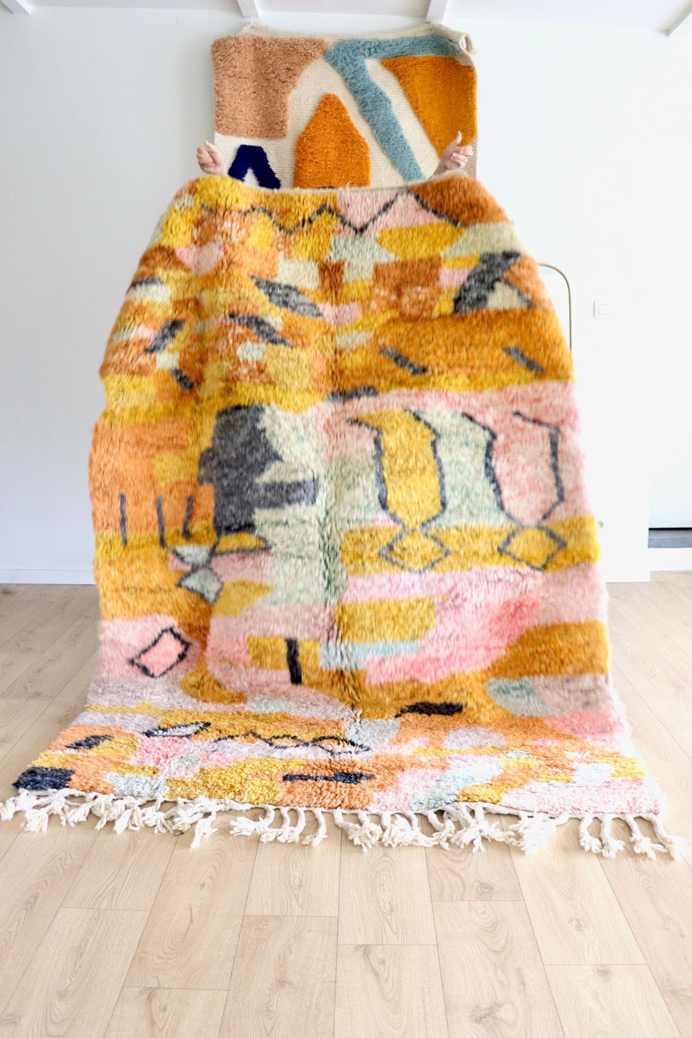Beni Ouarain Moroccan Colorful Rug (1149) 232x165cm - Apero Time - Tree of Colors
