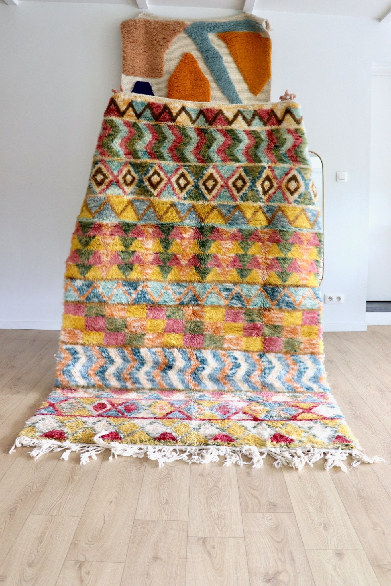 Beni Ouarain Moroccan Colorful Rug (1157) 242x155cm - Joy - Tree of Colors
