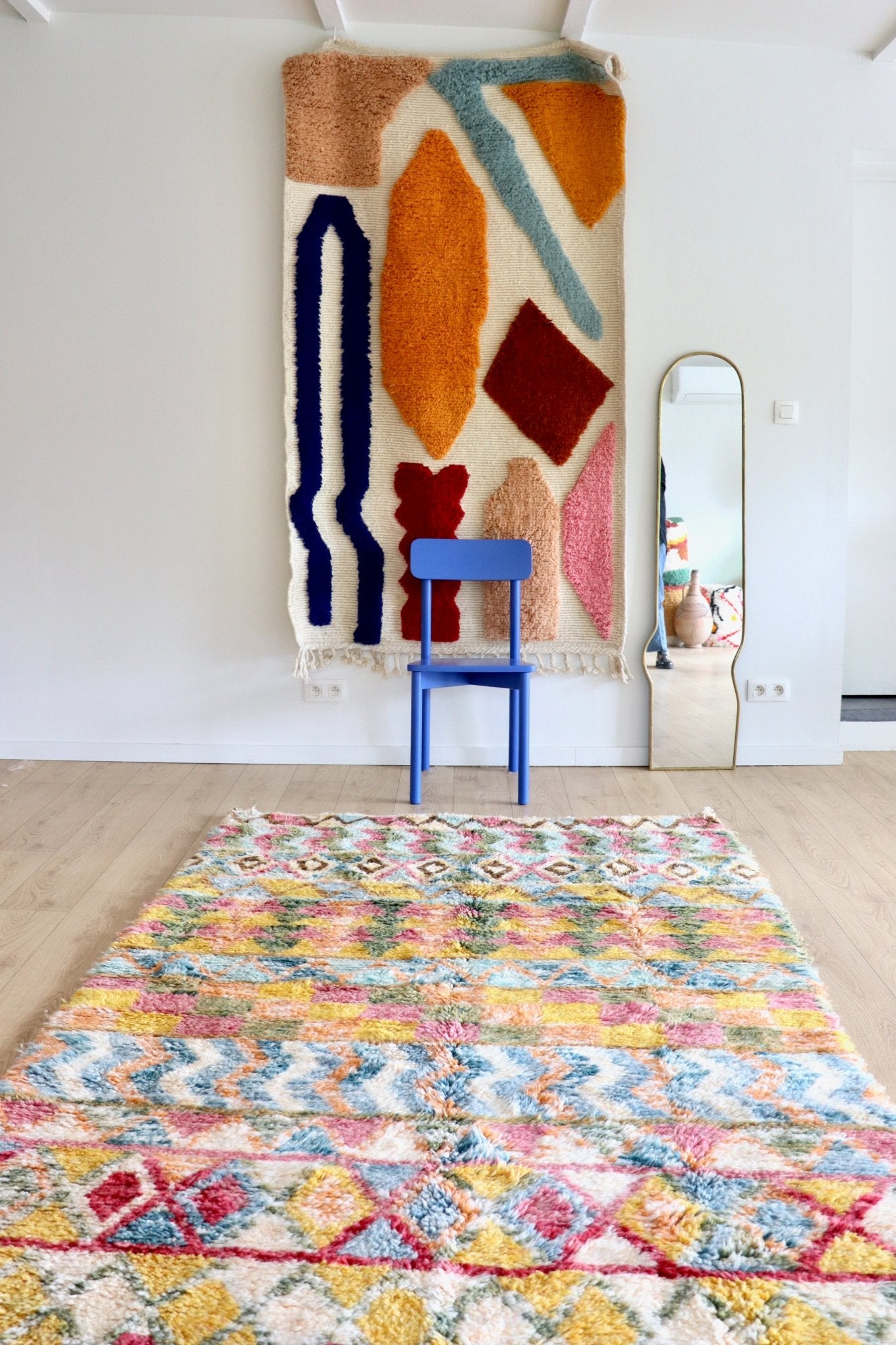 Beni Ouarain Moroccan Colorful Rug (1157) 242x155cm - Joy - Tree of Colors