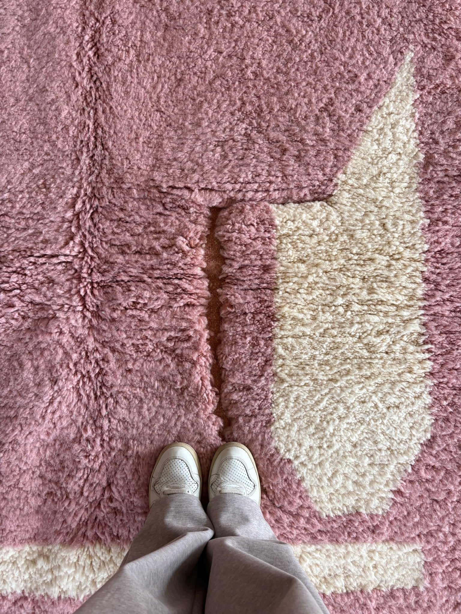 Beni Ouarain Moroccan Colorful Rug (808) 239x155cm - Lavender - Tree of Colors