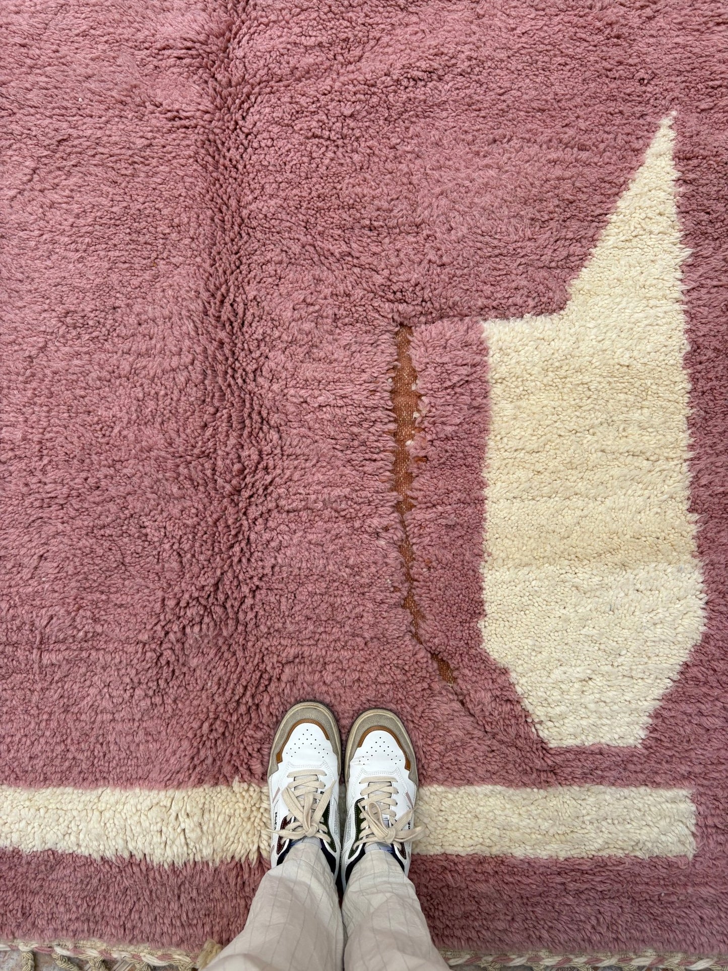 Beni Ouarain Moroccan Colorful Rug (808) 239x155cm - Lavender - Tree of Colors