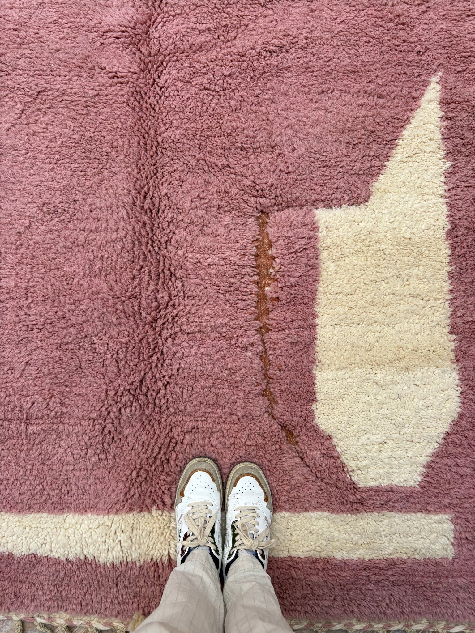 Beni Ouarain Moroccan Colorful Rug (808) 239x155cm - Lavender - Tree of Colors