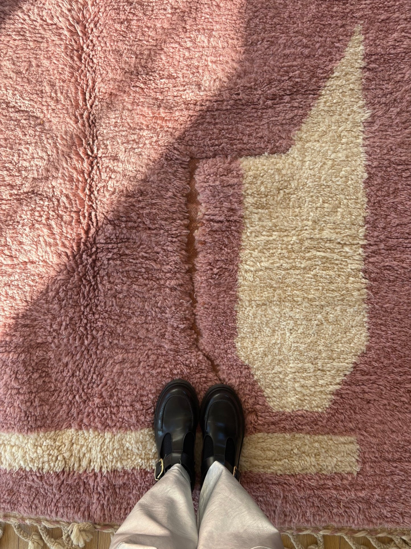 Beni Ouarain Moroccan Colorful Rug (808) 239x155cm - Lavender - Tree of Colors