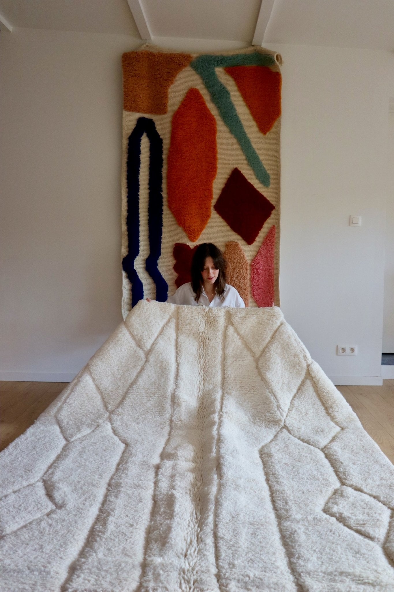 Beni Ouarain Moroccan White Rug (1067) 301x208cm - Timeless - Tree of Colors