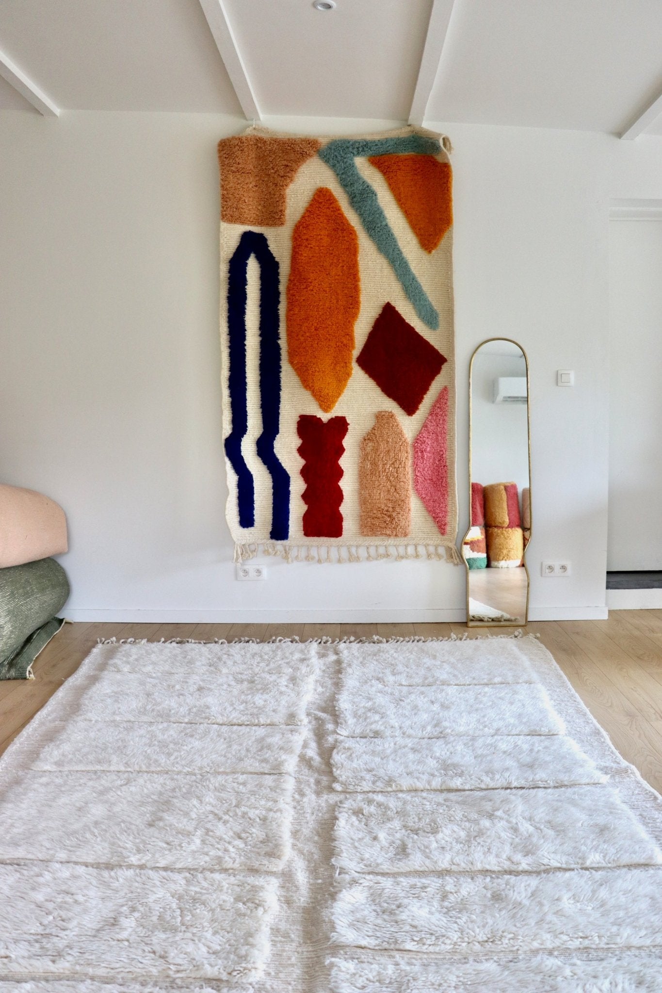 Mrirt Moroccan Rug (1077) 295x206cm - Snow on top - Tree of Colors