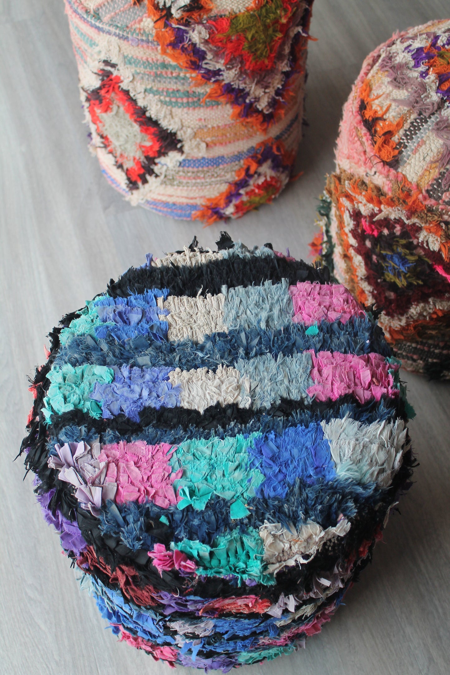 Wood and coton berber pouf (1), Blue, Turquoise and Pink pouf